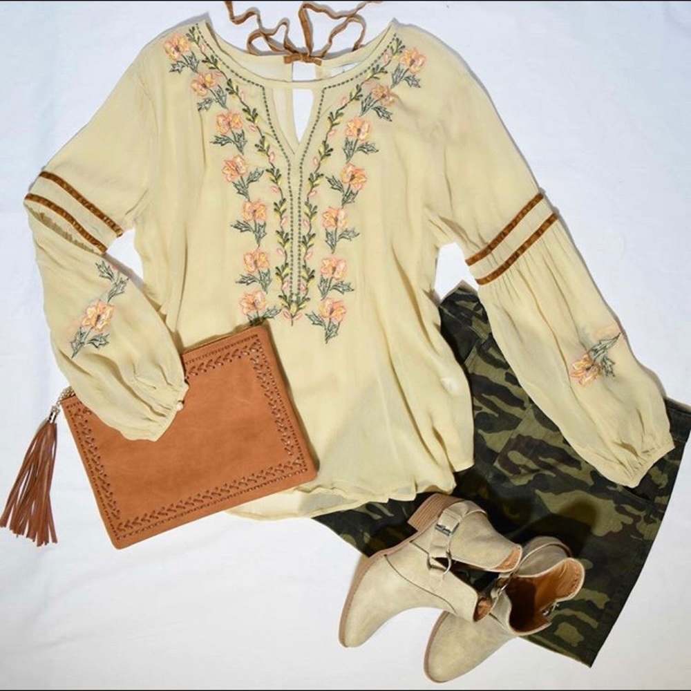 NWT Floral Blouse